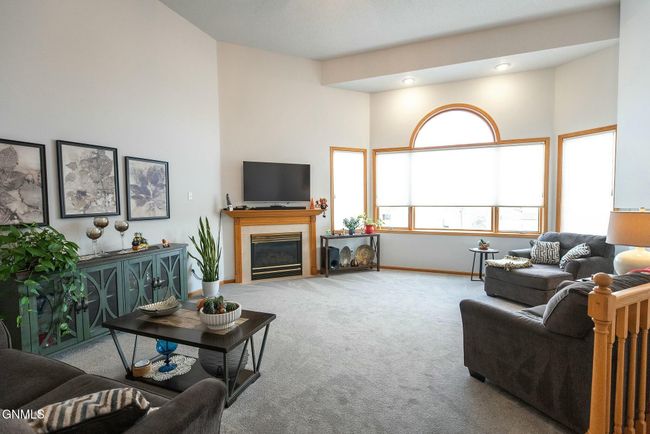 1720 N 26 Th St, Condo with 3 bedrooms, 2 bathrooms and null parking in Bismarck ND | Image 27