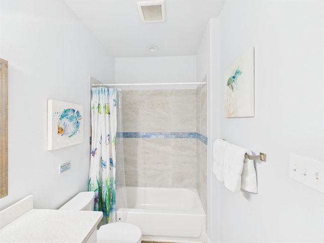 2403 S Bronte St, House other with 3 bedrooms, 2 bathrooms and 3 parking in Rockport TX | Image 23