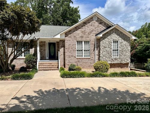 4288 Harbor Ln, Sherrills Ford, NC, 28673-9289 | Card Image