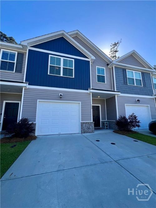 500 Governor Treutlen Cir, Pooler, GA, 31322-4503 | Card Image