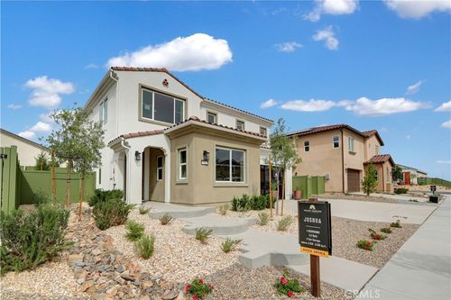 17139 Kent Street, Hesperia, CA, 92345 | Card Image