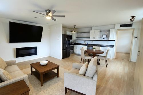 670-670 Flanders N, Delray Beach, FL, 33484-5240 | Card Image