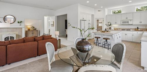 1971 Lansdowne Way, Petaluma, CA, 94954-3943 | Card Image