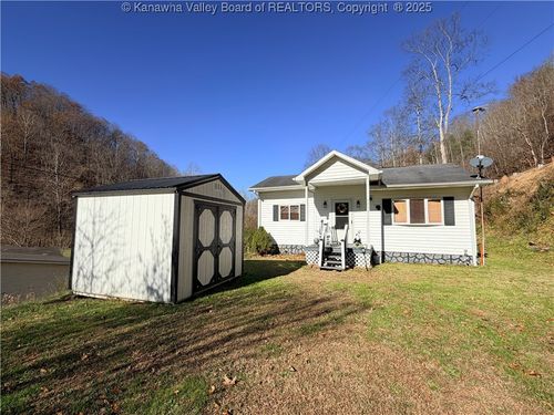 5537 Main Smokehouse Rd, Harts, WV, 25524-5414 | Card Image