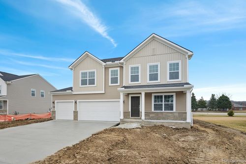 54854 Heron Cir, New Baltimore, MI, 48047-2829 | Card Image