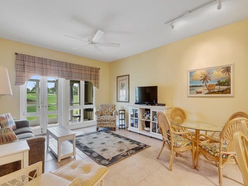 102-5060 Harmony Cir, Vero Beach, FL, 32967-7217 | Card Image