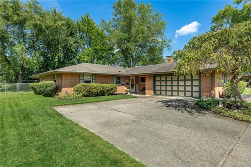3061 Leonora Dr, Kettering, OH, 45420-1232 | Card Image