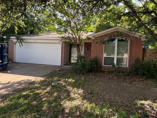 6336 Fern Meadow Dr, Fort Worth, TX, 76179-3704 | Card Image