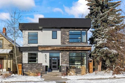511 7 St Ne, Calgary, AB, T2E4C5 | Card Image