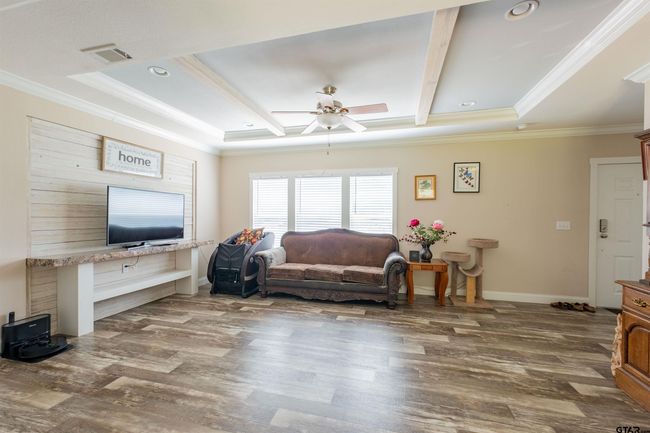 18877 County Road 15, House other with 3 bedrooms, 2 bathrooms and null parking in Tyler TX | Image 4