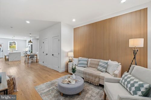 3921 Roland Ave, BALTIMORE, MD, 21211-2019 | Card Image