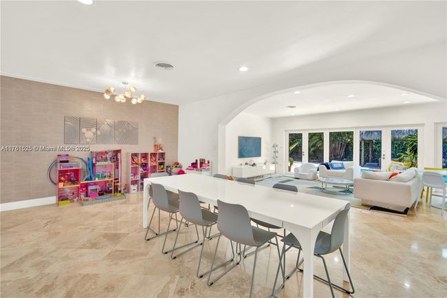 7860 Sw 134 Th St, House other with 4 bedrooms, 3 bathrooms and null parking in Pinecrest FL | Image 21