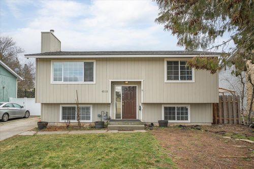 4212 E 24th Ave, Spokane, WA, 99223 | Card Image