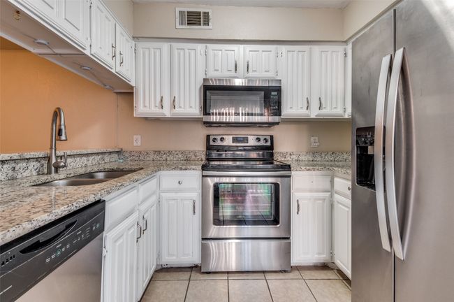 APT-21A - 5626 Preston Oaks Rd, Condo with 2 bedrooms, 2 bathrooms and null parking in Dallas TX | Image 4