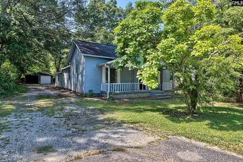 216 Summerland Ave, Batesburg, SC, 29006-1325 | Card Image