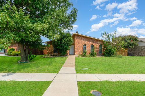 745 Cambridge Dr, Plano, TX, 75023-6801 | Card Image