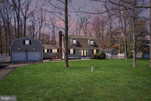 351 Merrick Rd, ROBBINSVILLE, NJ, 08691-3911 | Card Image