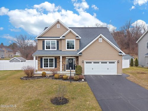 6 Jennifer Dr, Mechanicville, NY, 12118-3553 | Card Image