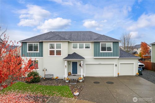 10004 Greenbrier Ct Se, Yelm, WA, 98597-6625 | Card Image