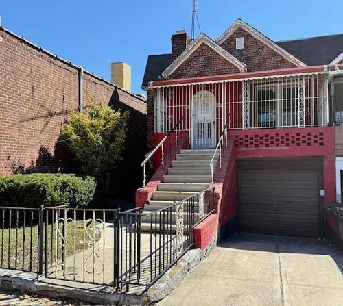 8912 Avenue A, Brooklyn, NY, 11236-1207 | Card Image