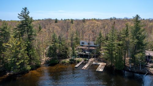 185 Woodland Trail, Port Severn, ON, L0K1S0 | Card Image