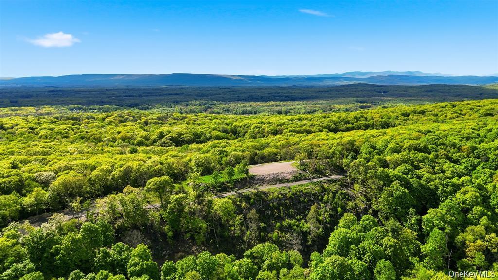 Land in Marlboro