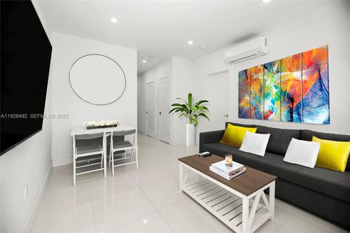 4-733 Michigan Ave, Miami Beach, FL, 33139-6027 | Card Image