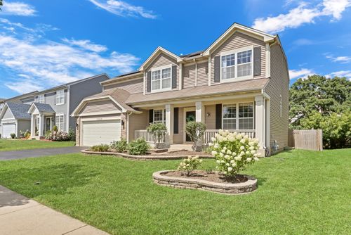 13428 Victoria Ln, Beach Park, IL, 60083-3064 | Card Image