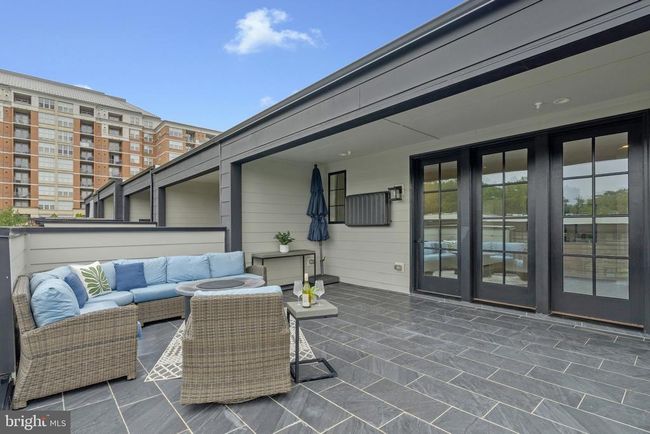 11724 Paysons Way, Townhouse with 4 bedrooms, 5 bathrooms and null parking in RESTON VA | Image 37