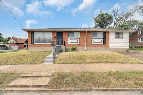 4501 San Francisco Ave, Saint Louis, MO, 63115-2752 | Card Image