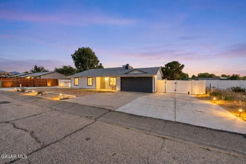40603 178th St E, Lake Los Angeles, CA, 93535-7513 | Card Image