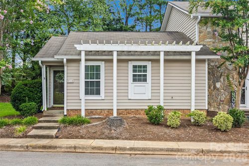 101 Heritage Pkwy, Fort Mill, SC, 29715-8314 | Card Image