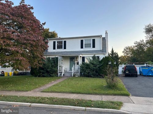 4 Abbey Pl, Trenton, NJ, 08610-6616 | Card Image