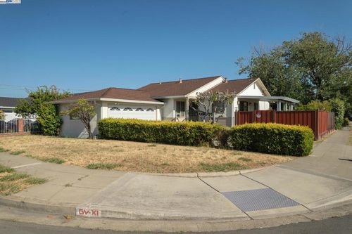 1094 Marlowe Ln, Hayward, CA, 94544-5614 | Card Image