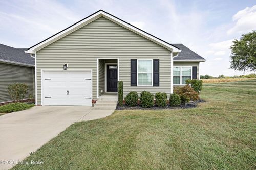 220 Bluegrass Dr, Campbellsville, KY, 42718-7002 | Card Image