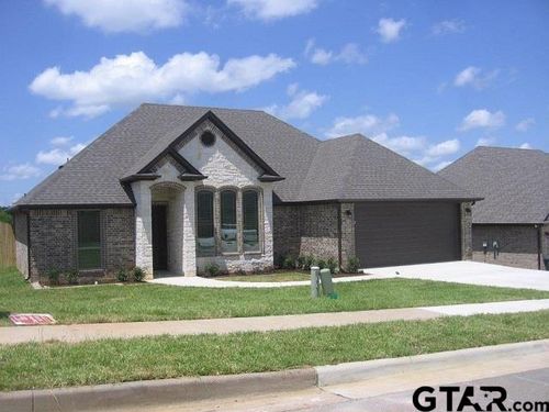 1815 Spruce Pine Ln, Tyler, TX, 75703-7351 | Card Image
