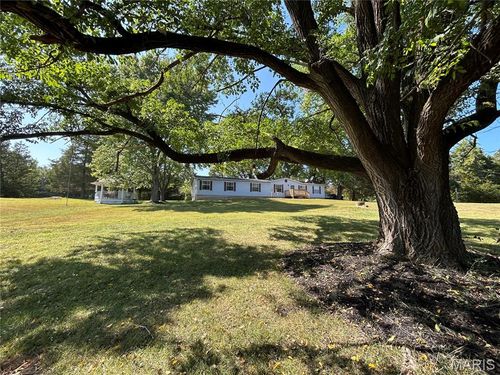 13619 Mount Olive Rd, De Soto, MO, 63020-5032 | Card Image