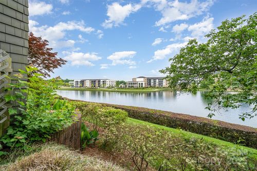 unit-1-9041 J M Keynes Dr, Charlotte, NC, 28262-9404 | Card Image