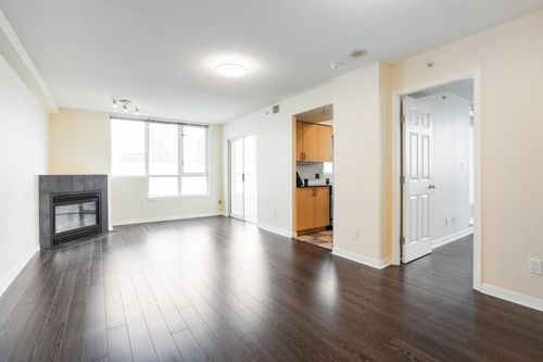 905-63 Keefer Pl, Vancouver, BC, V6B6N6 | Card Image