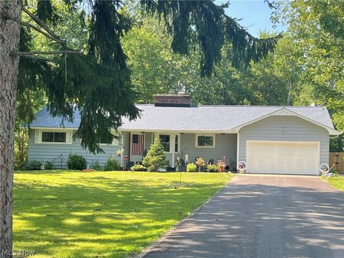 10857 Tanglewood Trl, Concord Township, OH, 44077-2457 | Card Image