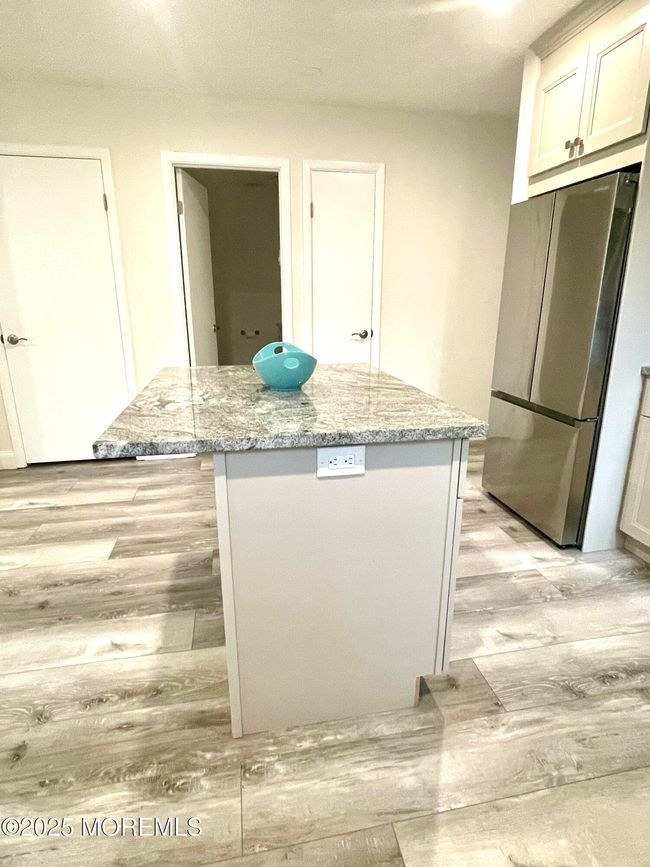 B - 19 Maplewood Dr, Home with 2 bedrooms, 2 bathrooms and null parking in Whiting NJ | Image 10