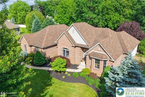 235 Hopewell Dr, ALLENTOWN, PA, 18104-9596 | Card Image