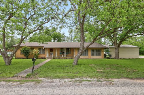 302 Vernon St, Thrall, TX, 76578-1732 | Card Image