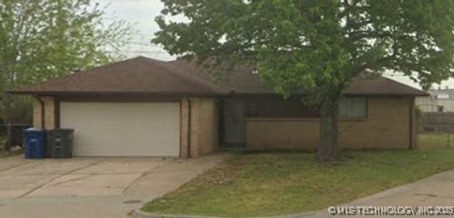 4615 S 85th East Ave, Tulsa, OK, 74145-7119 | Card Image