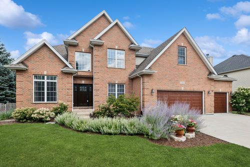 2647 Lupine Cir, Naperville, IL, 60564-4950 | Card Image