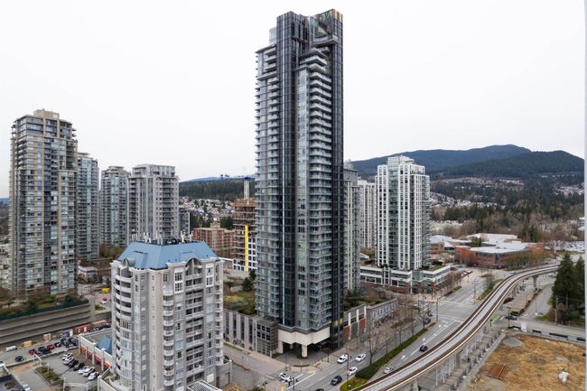 2009 - 1188 Pinetree Way, Condo with 2 bedrooms, 2 bathrooms and null parking in Coquitlam BC | Image 2