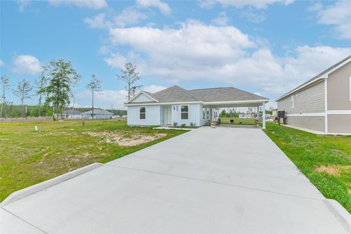 18433 Novarra Dr, Conroe, TX, 77306-1710 | Card Image