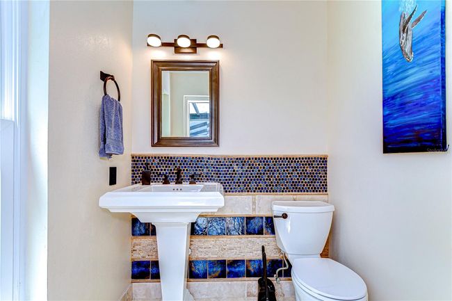 Outdoor Half Bath | Image 38
