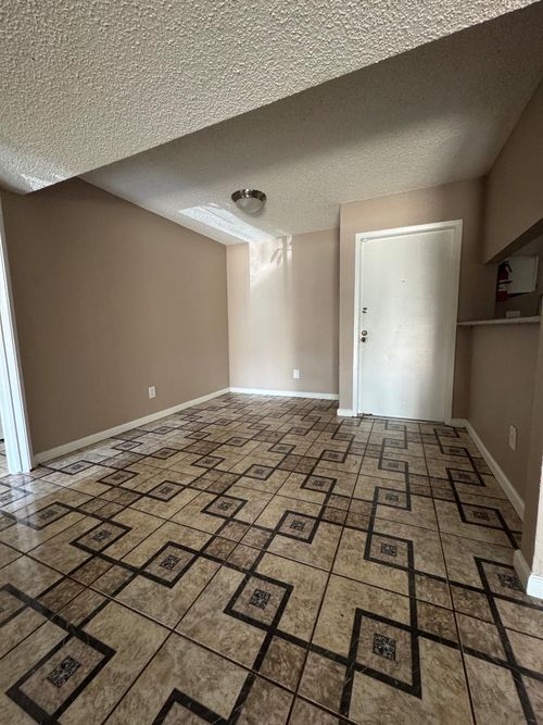 apt-401-10110 Forum West Dr, Houston, TX, 77036-8341 | Card Image