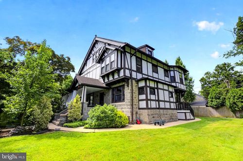454 Forrest Ave, DREXEL HILL, PA, 19026-1402 | Card Image